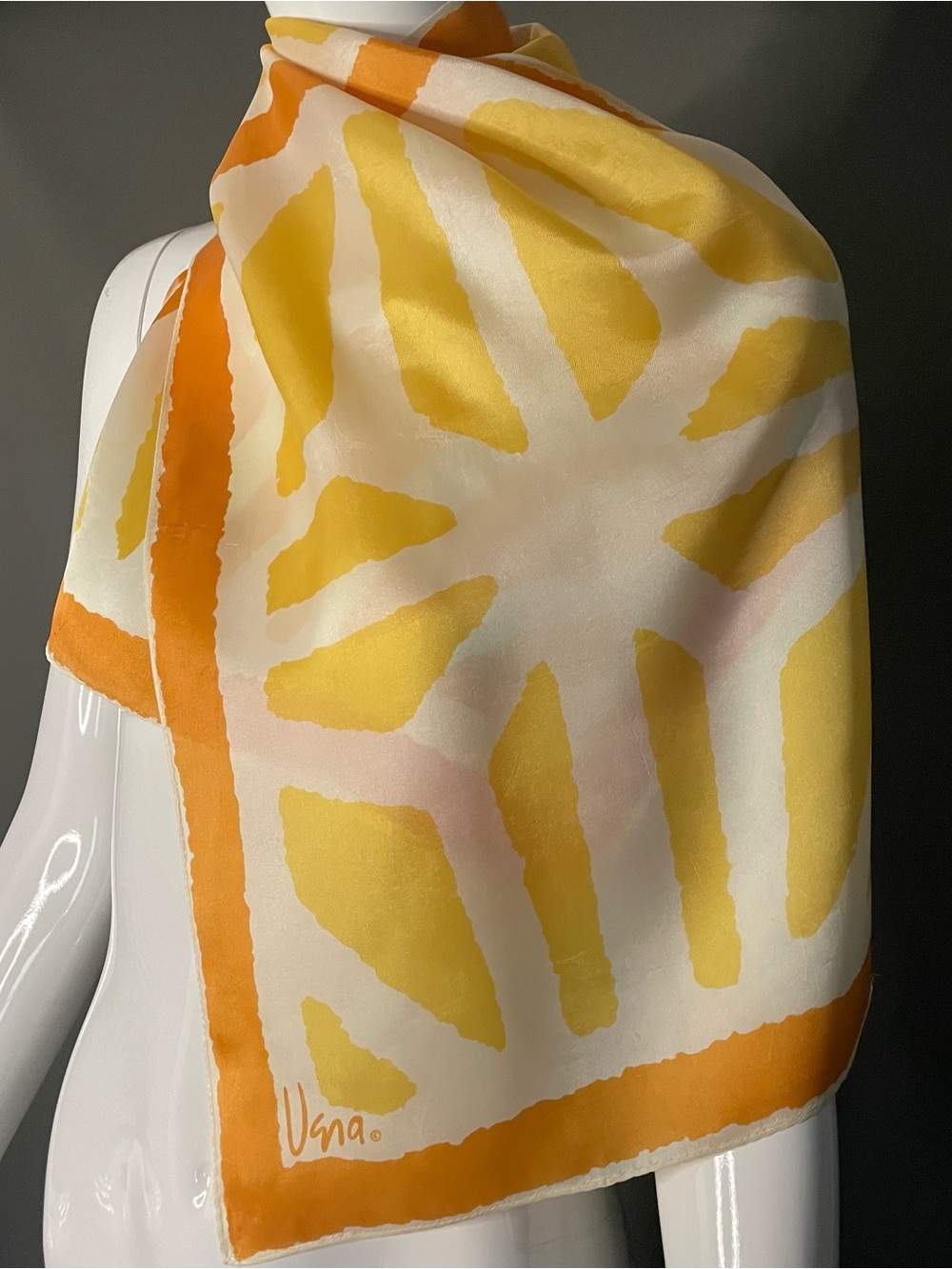 Vintage Vera Scarf 25 by 45 Excellent Condition